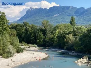 Logement indépendant dans belle maison de village - Image 1