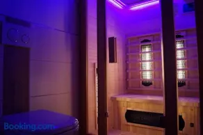 Appartamento adatto alle famiglie con terrazza, piscina e barbecue | Vista sul giardino - Image 1