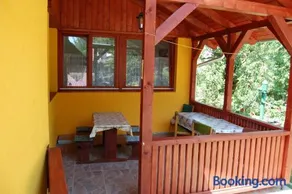 Csukavölgyi Apartman - Image 2
