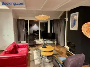 Spacious home in Zwiggelte - Image 3