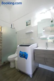 Gray Beach House - Image 3