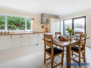 2 Bed in Redruth oc-54586 - Image 5