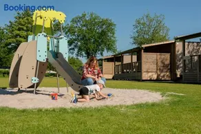 Estivo Premium Mobile homes on Holidaypark TerSpegelt - Image 4