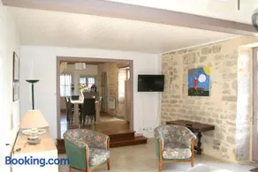 Villa charmante à Montfaucon avec piscine privée - Image 3