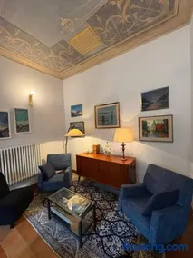 In Riva al Lago di Iseo Residenza Primo Piano - Image 5