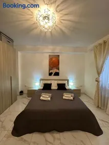 Diana'S Exclusive Apartment - Image 2