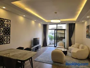 Signature Property Solutions Luxury Furnished Apartments - Image 2