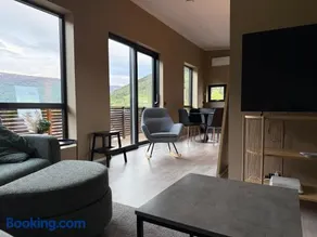 Aurora Apartments - Mountain View - Image 1
