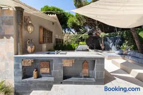 Villa in Puerto Cabopino - Image 1