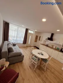 Theodora Apartman - Image 1