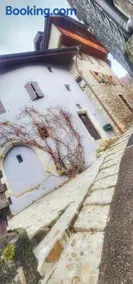 Maison avec 2 espaces separes sur 2 niveaux distincts, Montreux,Festivals,Chateaux de Chillon,FreddieMercury,Casino,lac leman plages,montagne, Pour voyageurs souhaitant partager une maison familiale et economique, 15 minutes a pied du centre en descente - Image 5