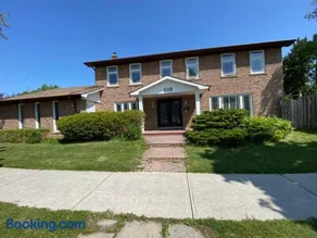 Lovely house in a nice community - Image 1