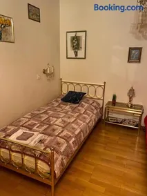 Crystal Room - Image 4