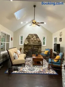 Charming Rustic Stone Cottage - Image 1