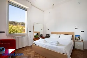 Room In Roma Isole - Image 4