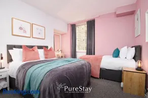 Elegant Apartment in Bath with Garden Sleeps 8 by PureStay - Image 5