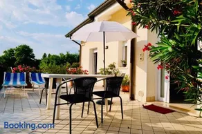Villa Daniela con piscina - Carraro Immobiliare - Family Apartments - Image 1