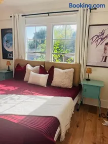 Cozy Hollywood Cottage - Walk to Larchmont Village - Image 3