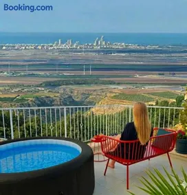 מול הים - Image 1
