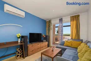 Voll ausgestattete Wohnung mit Pool, Terrasse und Garten | Gartenblick | Ideal für Homeoffice - Image 4