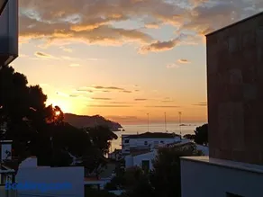 Apartamento a 150 metros de la playa en la Fosca - Image 5