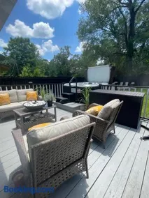 Tiny Home in Town-Hot Tub - Privacy Fence - Fire Pit - Kids Play Area & 15 minutes to the Bogue Chitto State Park - Image 1