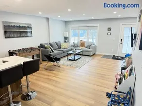 Spacious 2 BR - 2 Bth House in Haysboro - Image 3