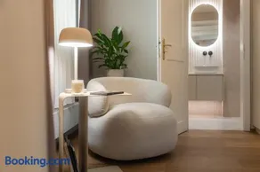 Unique Tiny House Ulita by Prague Castle - Image 2