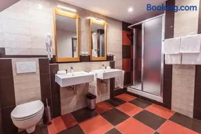 Hotel Roma - Image 5