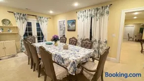 Spacious Guest Suite 5 Minutes to Princeton University with Free Parking - Image 3