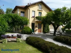 Piccolo Lago - Image 1