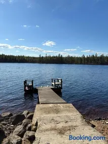 Mökki järvenrannalla - Image 3
