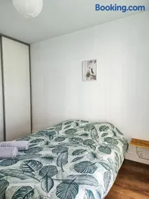 Appartement Proche Centre Ville / 3 Chambres - Image 3