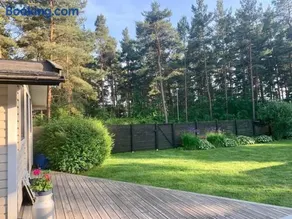 Mysigt boende i Åhus med egen ingång, terass, wifi, tvättmaskin & parkering! - Image 3