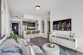 Experience Miami Modern 2 Bed Near Biscayne Blvd - Image 2