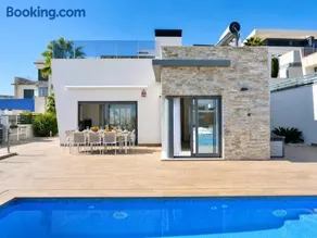 Hillside Luxury Villas by NRAS - Image 1