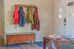 Sweet Arnold Cabin - Image 2