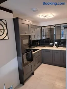 SeaView Apartment Suite - Image 5