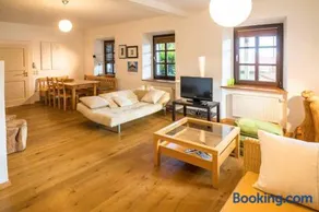 Ferienwohnung Altes Schulhaus Greising - Image 1