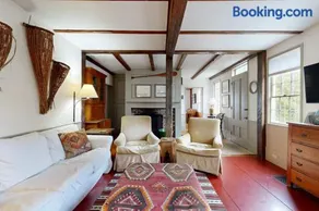 All-suite Boothbay Harbor home with deck, ocean views, and fireplaces - Image 3