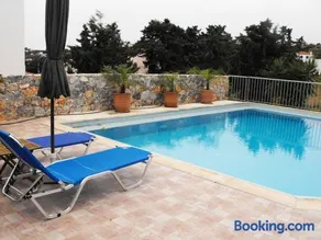 Christinas summer house with pool in Kefalas - Image 1