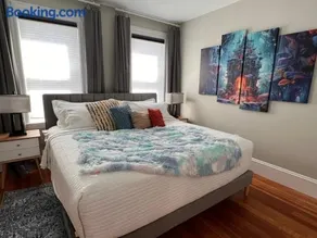 Your Boston Retreat - Great porches - 2/BR sleep 6 - Image 5