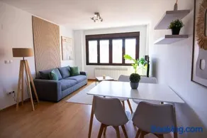 Modern flat for Pyrenees Adventures - Free Parking - Image 1