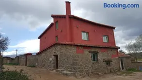 Casa Rural Rojo del Tietar - Image 2