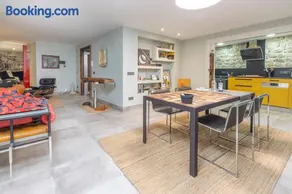 Kel Domènech Luxury Apartment - Image 4