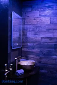 Appartement Jacuzzi - Image 2
