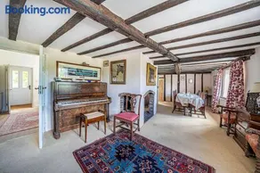 Cleaver Cottage - Image 2
