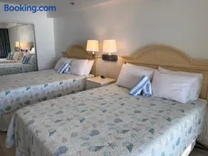 Cozy Studio with Direct Ocean View - Image 3