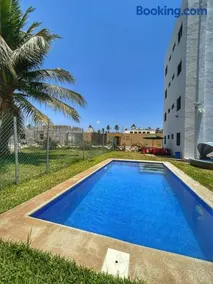 Tritón Apartment, ground floor and pool - Image 3