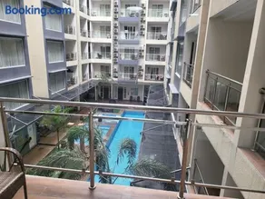 Sheryll Escapes - 203 La Grande, classy studio with hotel amenities! - Image 1
